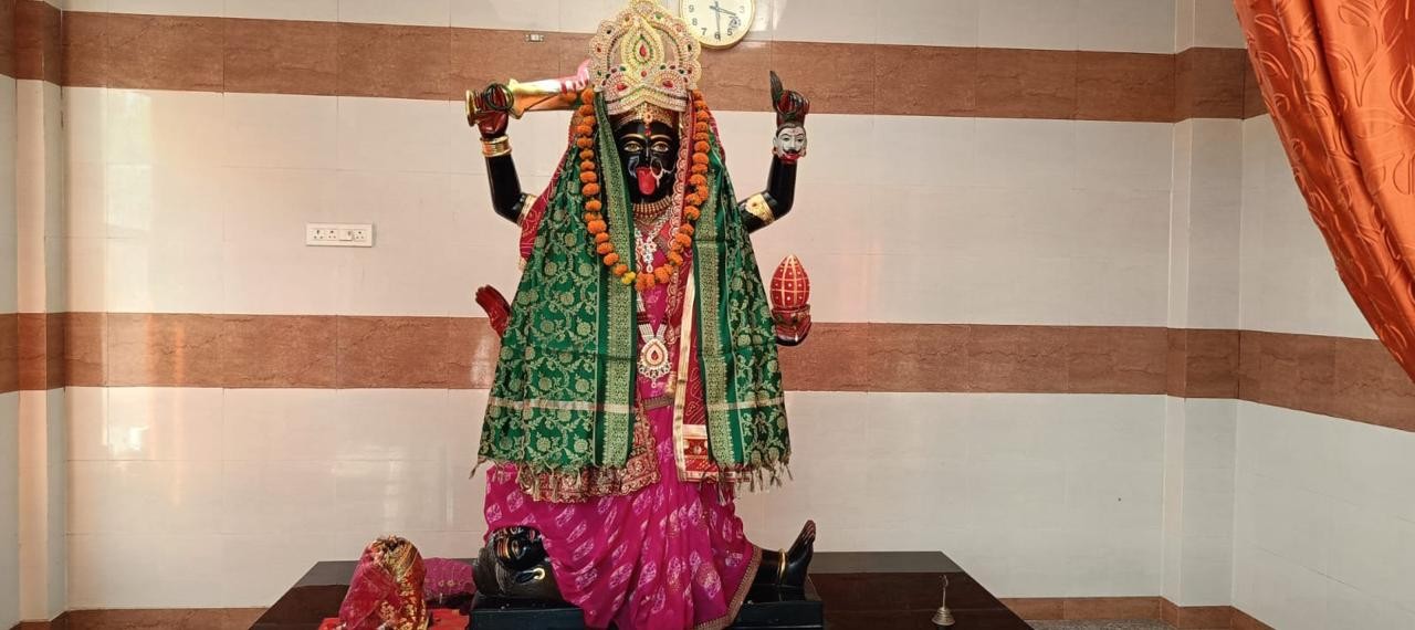माँ काली के दर्शन - विराजमान श्री मृत्युंजय महादेव मंदिर, लखनऊ